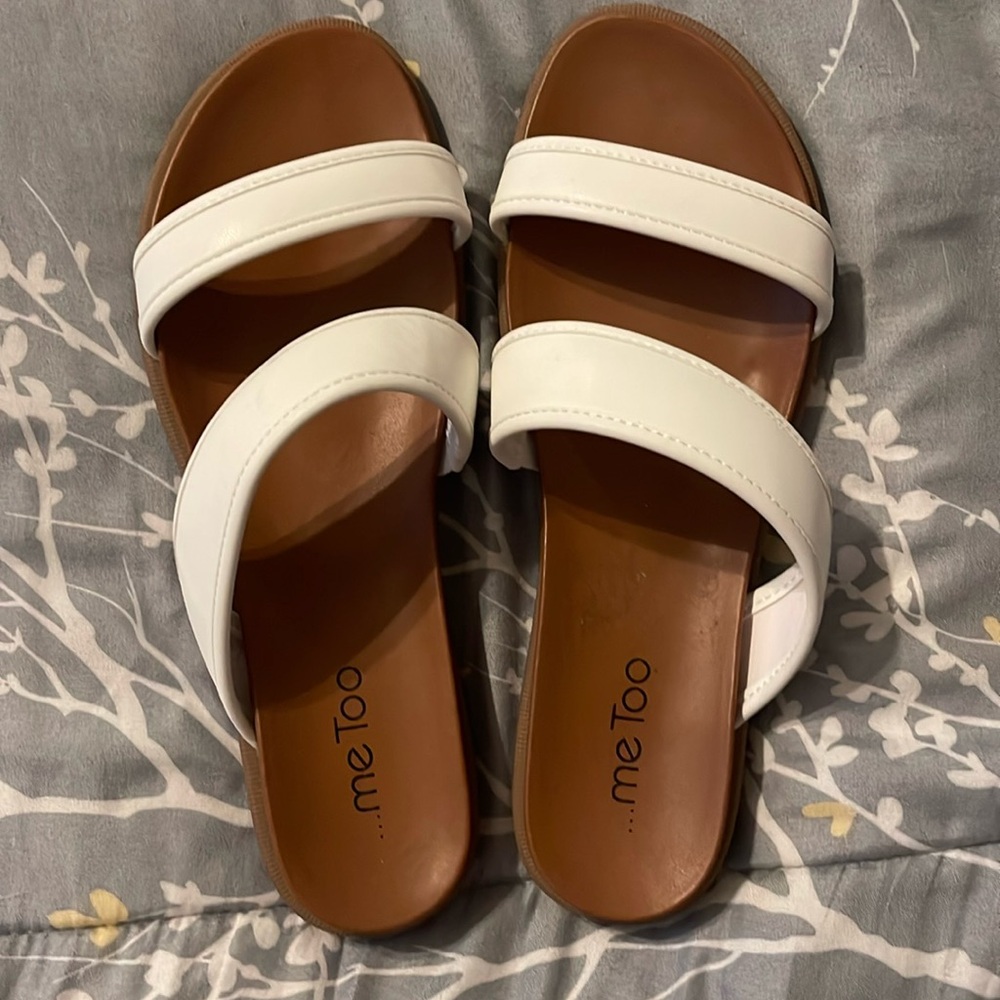 Women’s sandals